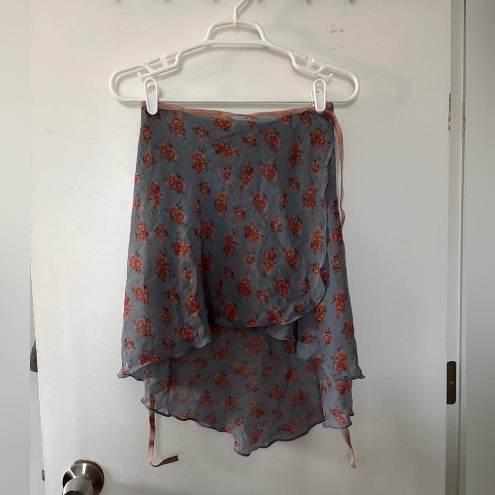 Toi Toi Toi Blue w/ Pink Floral Wrap Skirt🩵🌸